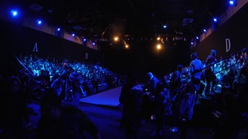 时装发布会入场