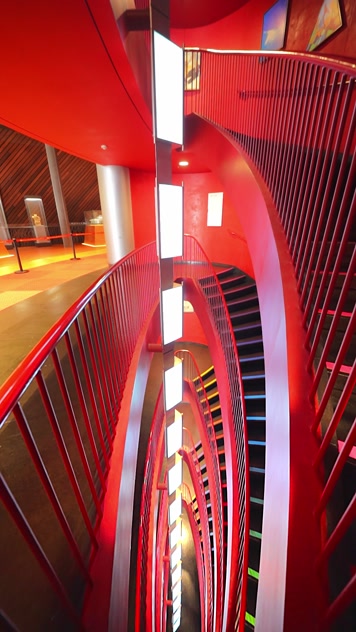 red stairs C国家大剧院旋转楼梯建筑设计艺术空间