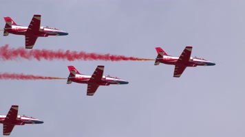 4K稳定：空军开放日红鹰表演队教练-8飞机