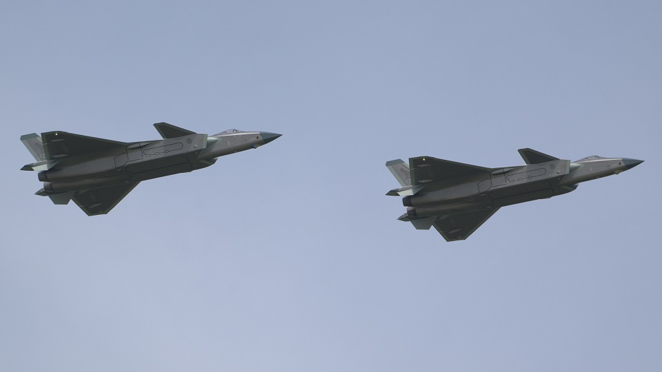 长时跟拍+4K稳定：空军开放日歼20战斗机