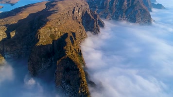 4K航拍云南昭通鸡公山云海