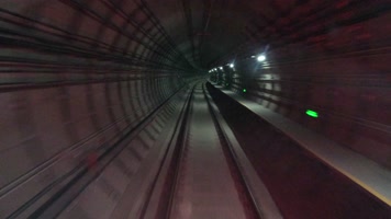 唯美城市地铁快速行驶第一视角9