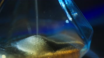 沙漏时间流逝争分夺秒微距特写