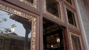 中式园林屋檐房檐院落古风柱子木窗户古建筑 中式园林屋檐房檐院落古风柱子木窗户古建筑