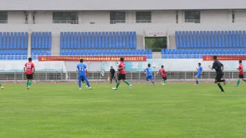 足球场 足球　踢球　体育场　足球场地