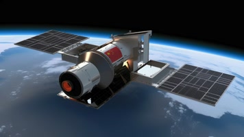 4k航天器在太空中绕地球轨道航行创意素材（