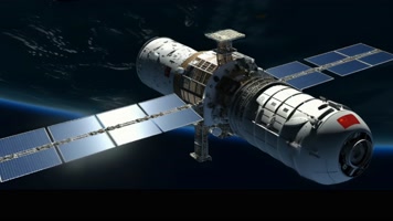 4k航天器在太空中绕地球轨道航行创意素材（