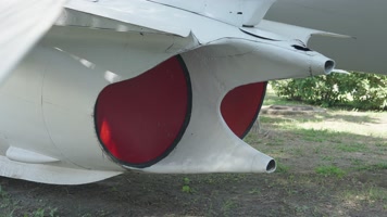 强五歼击机战斗机