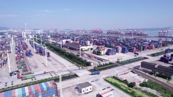 【原创】集装箱码头 出口贸易 经济发展