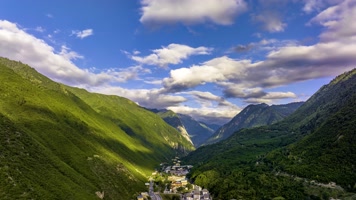 4K延时航拍阿坝九寨沟景区日出蓝天美景