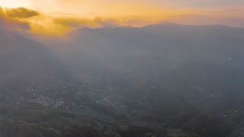 延时航拍龙脊金坑金佛顶日出美景