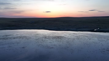 草原落日映水面 (11)草原上的风景