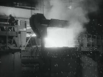 1952年鞍钢崛起第一根无缝钢管