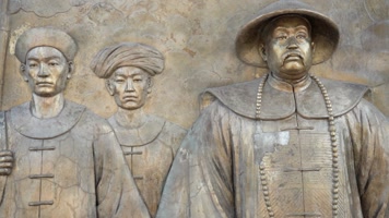 清末将领罗荣光大沽口守卫战雕像