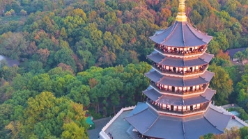 唯美杭州西湖雷峰塔景区大自然风光群山航拍