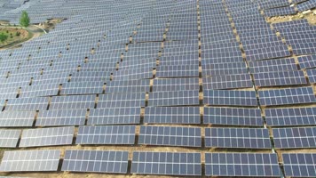 光伏 太阳能 太阳能发电场 新能源 清洁能源