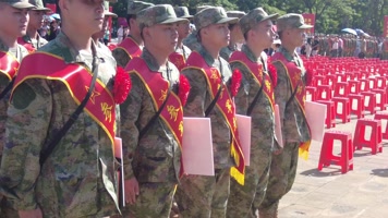 欢送参军入伍的新兵视频 欢送参军入伍的新兵视频
