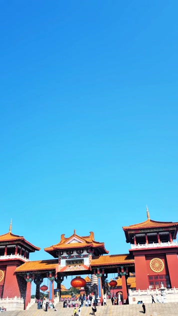 江苏徐州宝莲寺莲花雕塑喷泉美景实拍