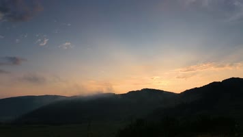 山顶 云雾 日出 朝气 朝霞 延时1 山顶 云雾 日出 朝气 朝霞 延时1